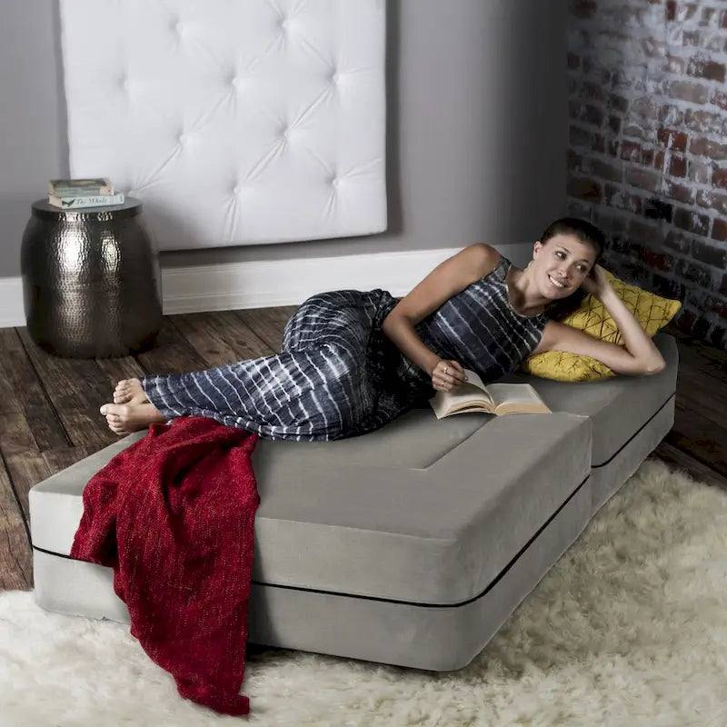 Fauteuil-lit convertible et pouf / Lit simple (deux places)