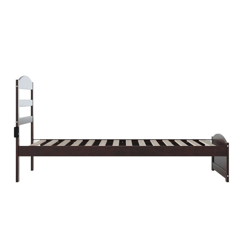 Lit plateforme en bois massif avec pied de lit