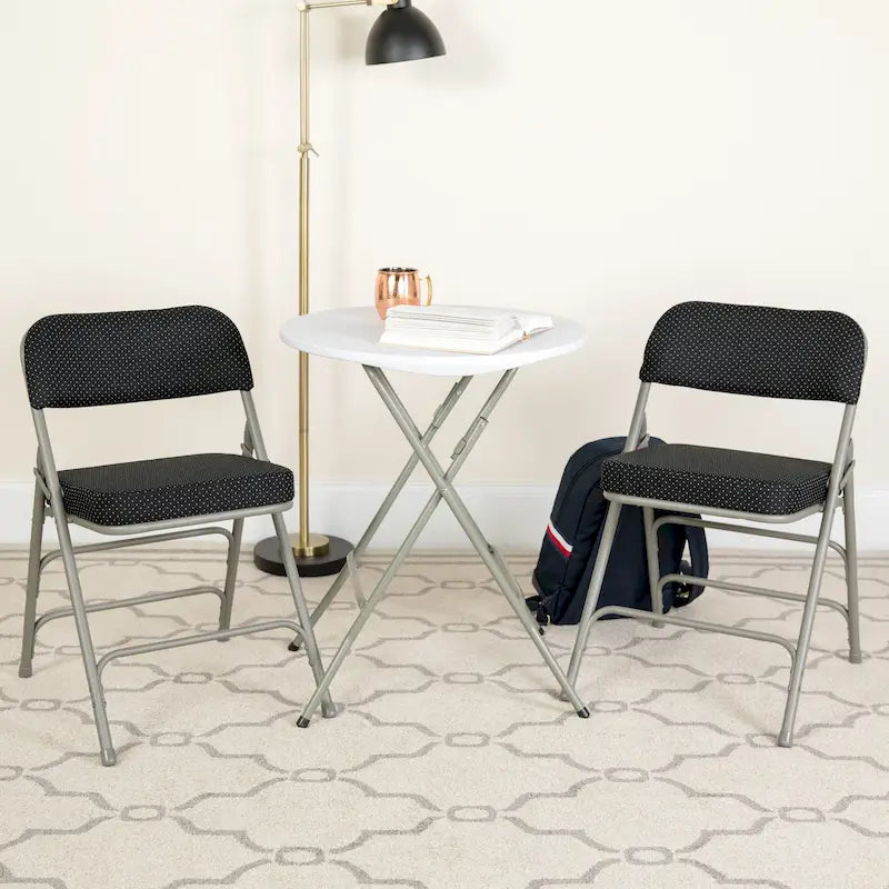 Lot de 2 chaises pliantes en métal, rembourrées en tissu, incurvées, à triple renfort et charnières