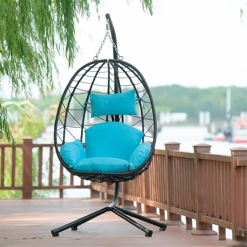 Fauteuil suspendu en osier imperméable